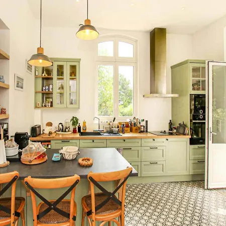 Renovated Family In Arcachon, 6 Beds