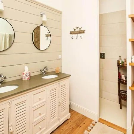 Renovated Family In Arcachon, 6 Beds Apartment
