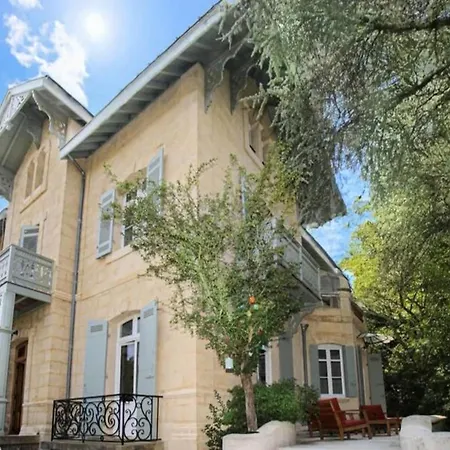 Renovated Family In Arcachon, 6 Beds Apartment *